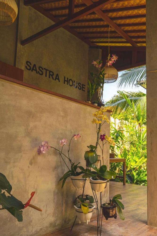 Sastra Ubud House Экстерьер фото